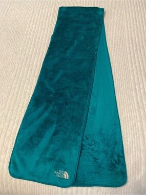 The North Face Teal Fleece Scarf